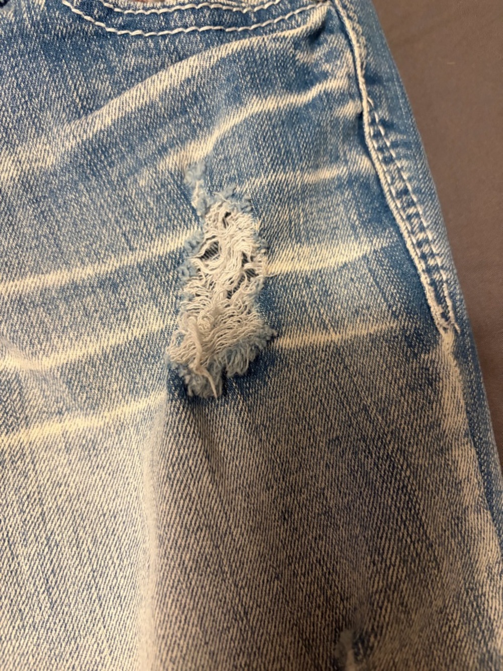 Amethyst Jeans Capris - Picture 4 of 11